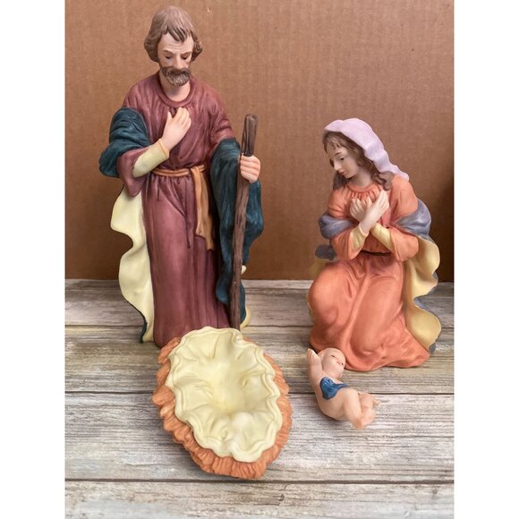 Kirkland Signature Nativity Figures #75177 – Holy Family Replacement Set of 3 - Picture 1 of 14